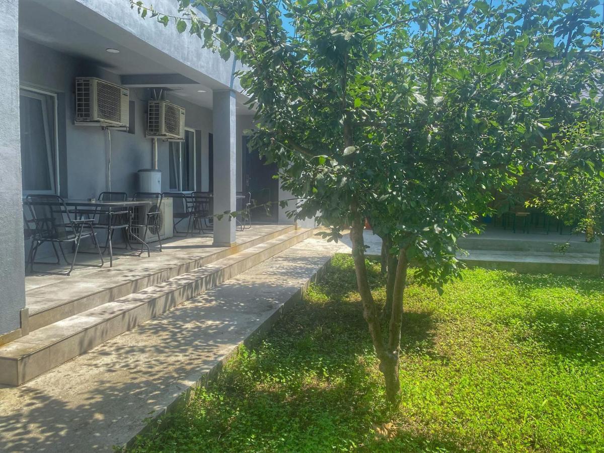 Raven Comstar Apartment Corbu  Exterior photo